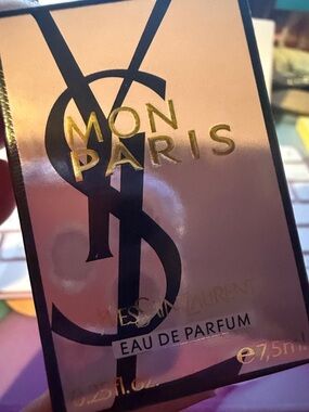 Yves Saint Laurent Mon Paris Dabber